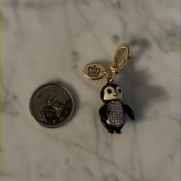 Faux Juicy Couture style penguin charming - Picture 5 of 5